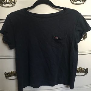 Cropped navy blue T-shirt
